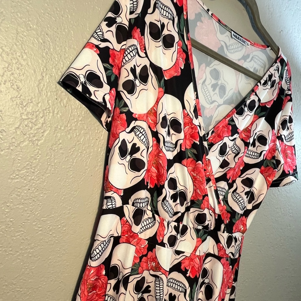 MSBASIC Y2K Skull and Floral Dress Large Festival Floral Skeletons Graphic - Picture 7 of 9